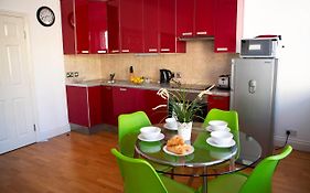 Apartment 2, Opera House